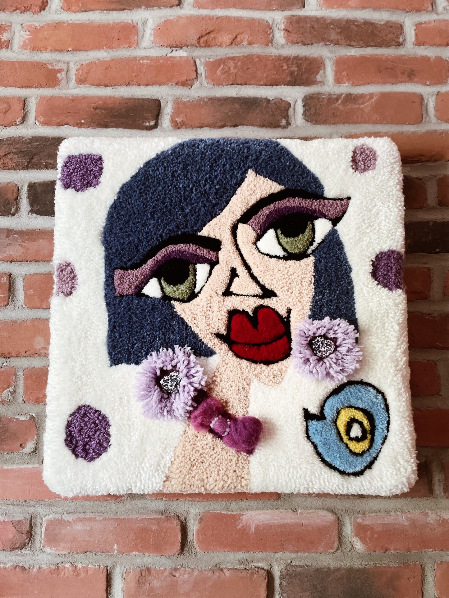 Miss Marge - Tapis mural touffeté - Fait à la main - Déco maison