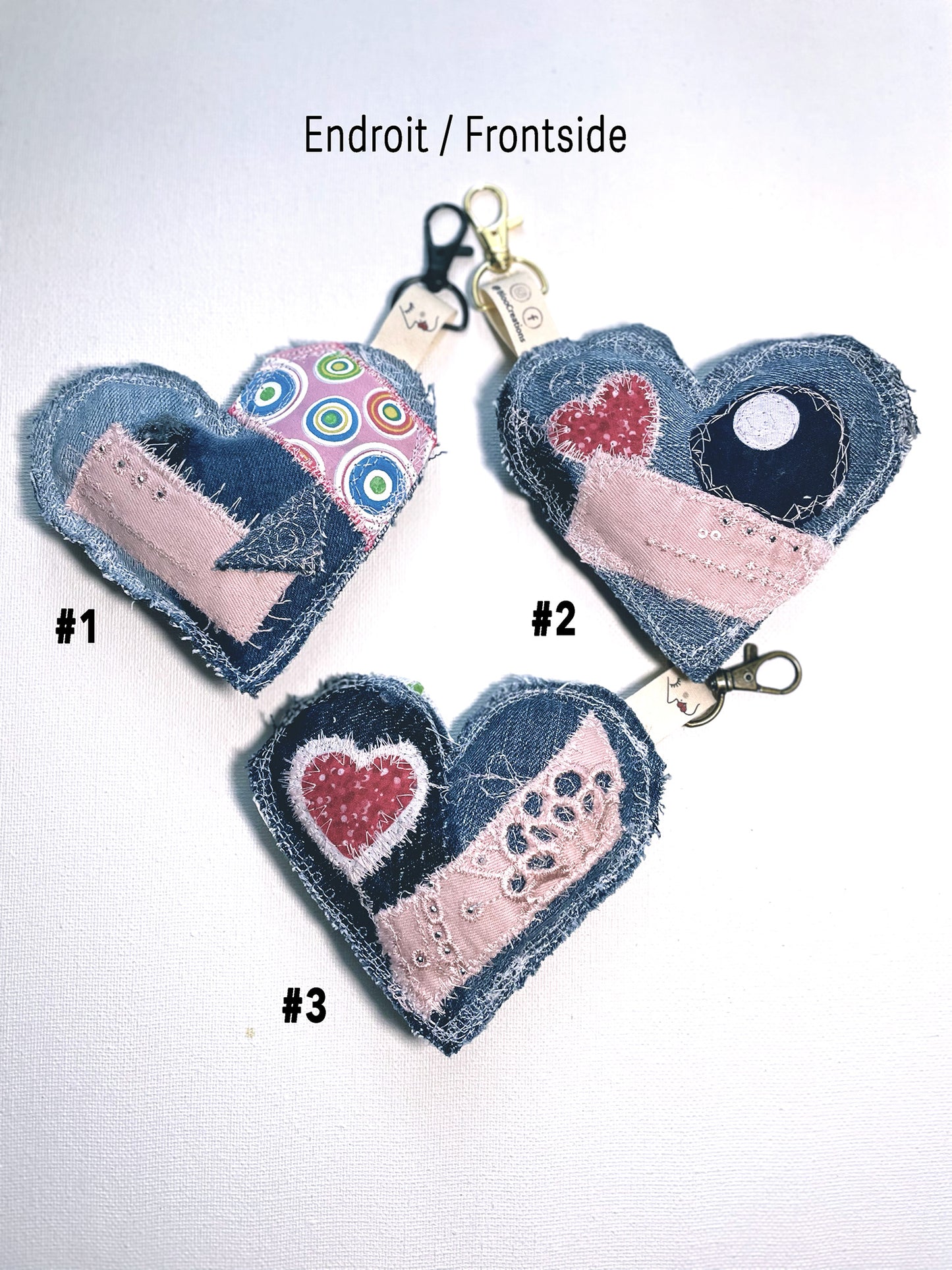 Portes-clés éco-chic en forme de cœur - Accessoire stylé - Denim surcyclé - Bag Charms.