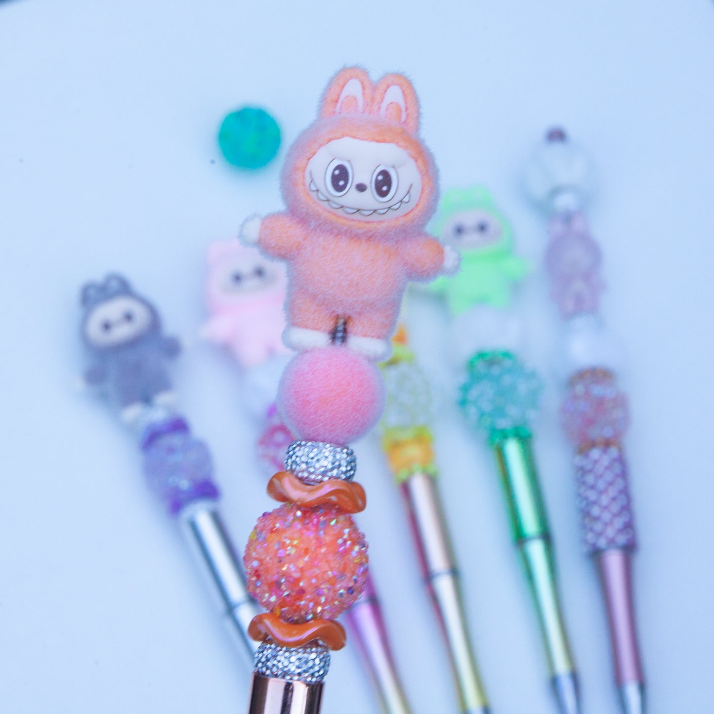 Stylos à billes perlés – Figurine - Mignons, brillants et faits à la main avec amour!