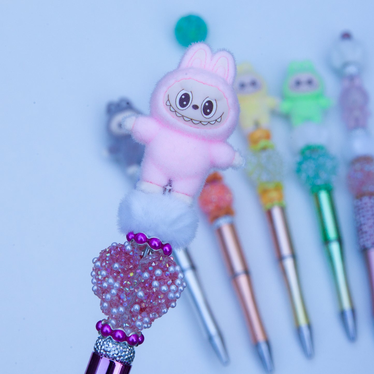 Stylos à billes perlés – Figurine - Mignons, brillants et faits à la main avec amour!