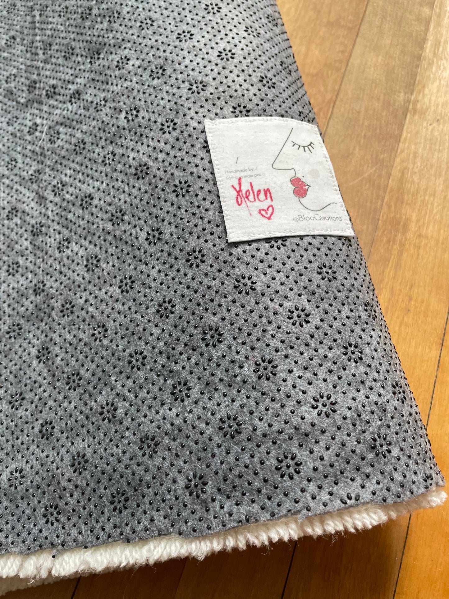 Miss Polka Dots - Handmade tufted rug - 100% Wool - Home decor carpet - Abstract Art