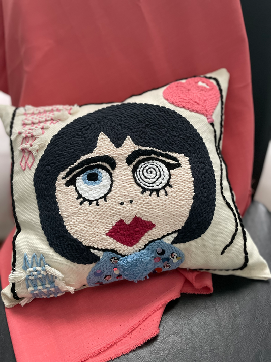 Decorative Cushion - Punch needle - Doll with balloon