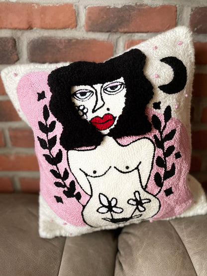 Miss Bettie - Coussin décoratif - Punch needle - Art abstrait