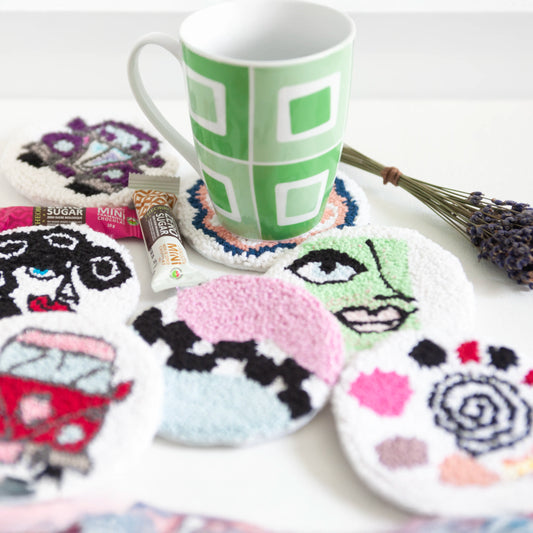 Sous-verres faits à la main - Punch needle sur tissu canvas récupéré