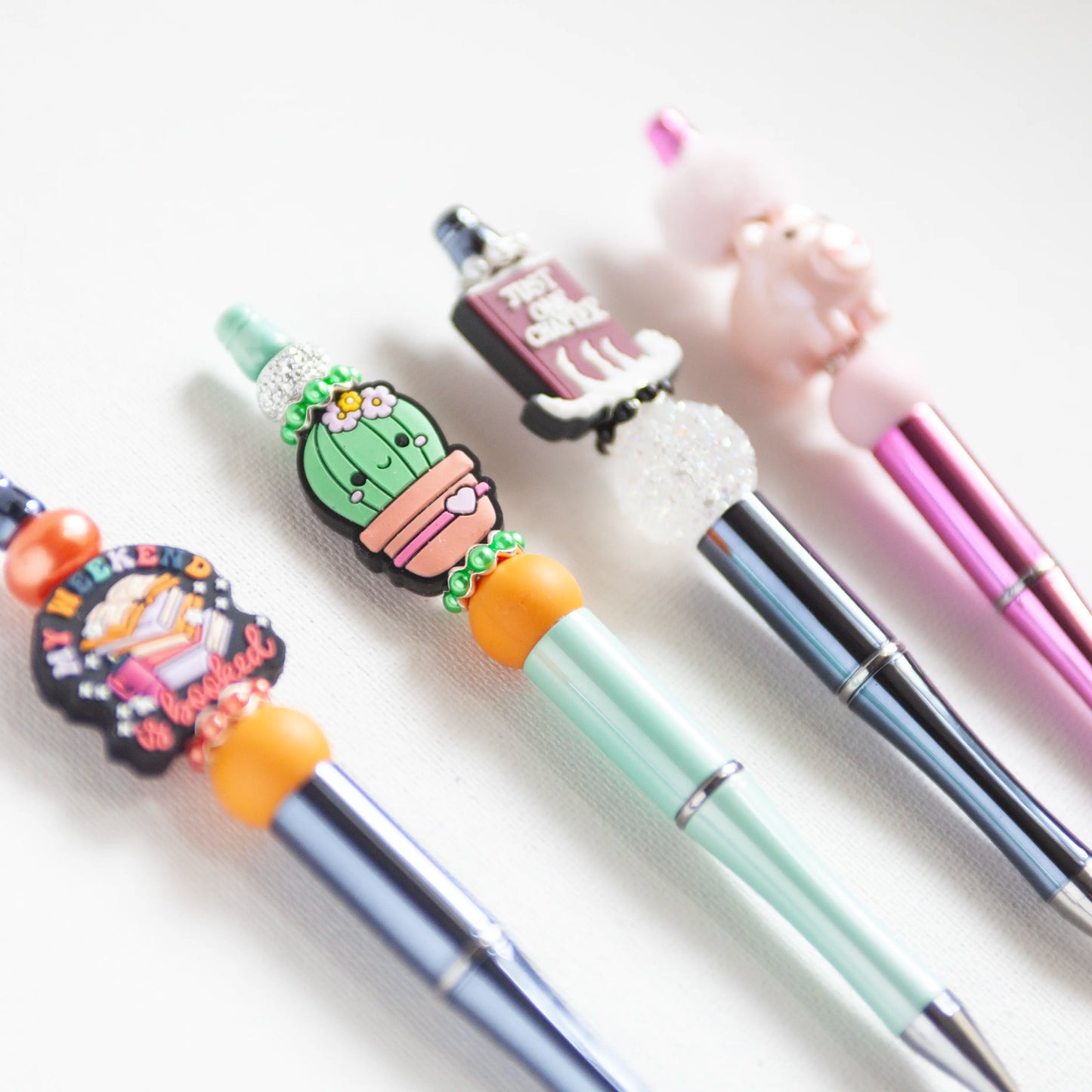 Stylos à billes perlés – Mignons, brillants et faits à la main avec amour!